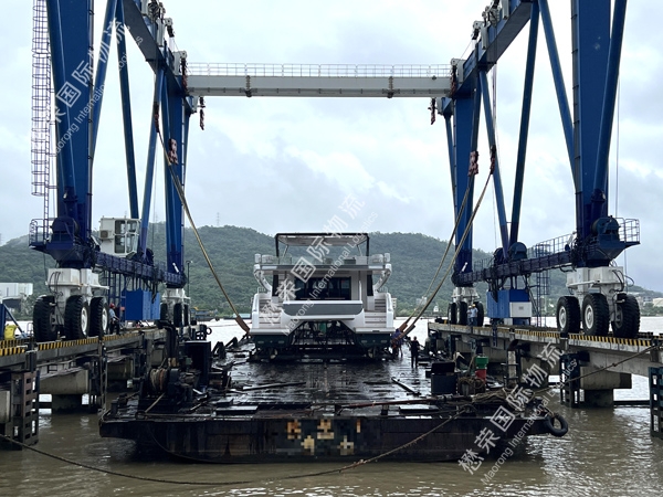 60 Feet - Catamaran yacht